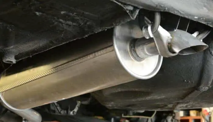 installing exhaust system-